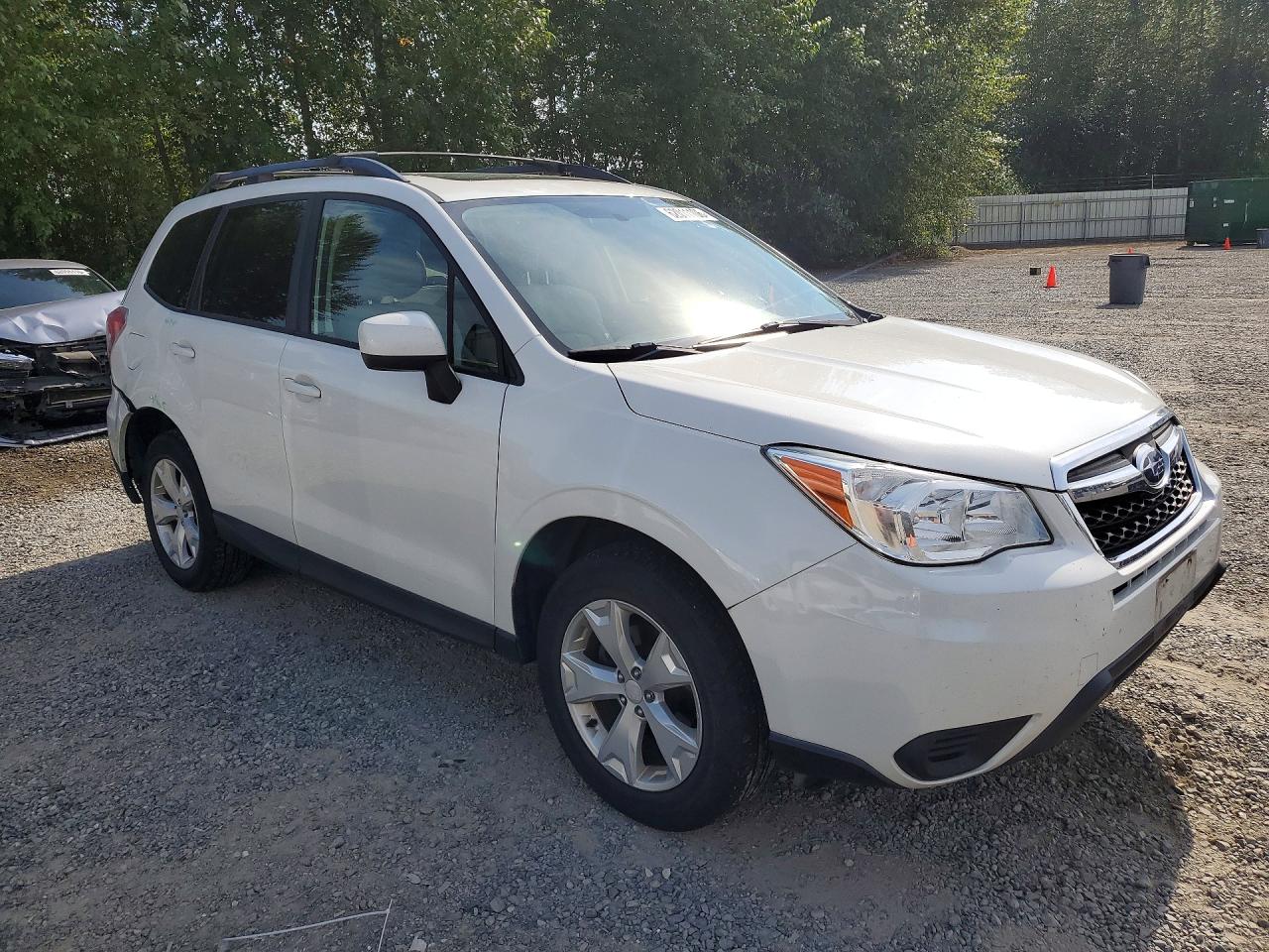 2016 SUBARU FORESTER