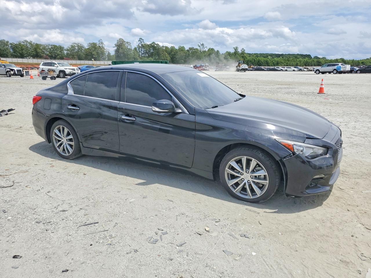 2017 INFINITI Q50