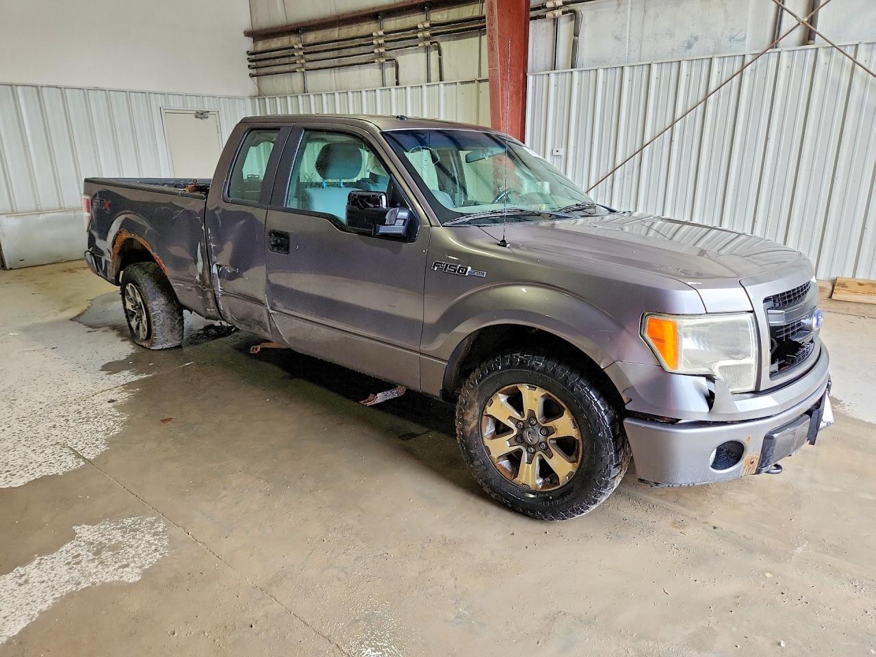 2014 FORD F150