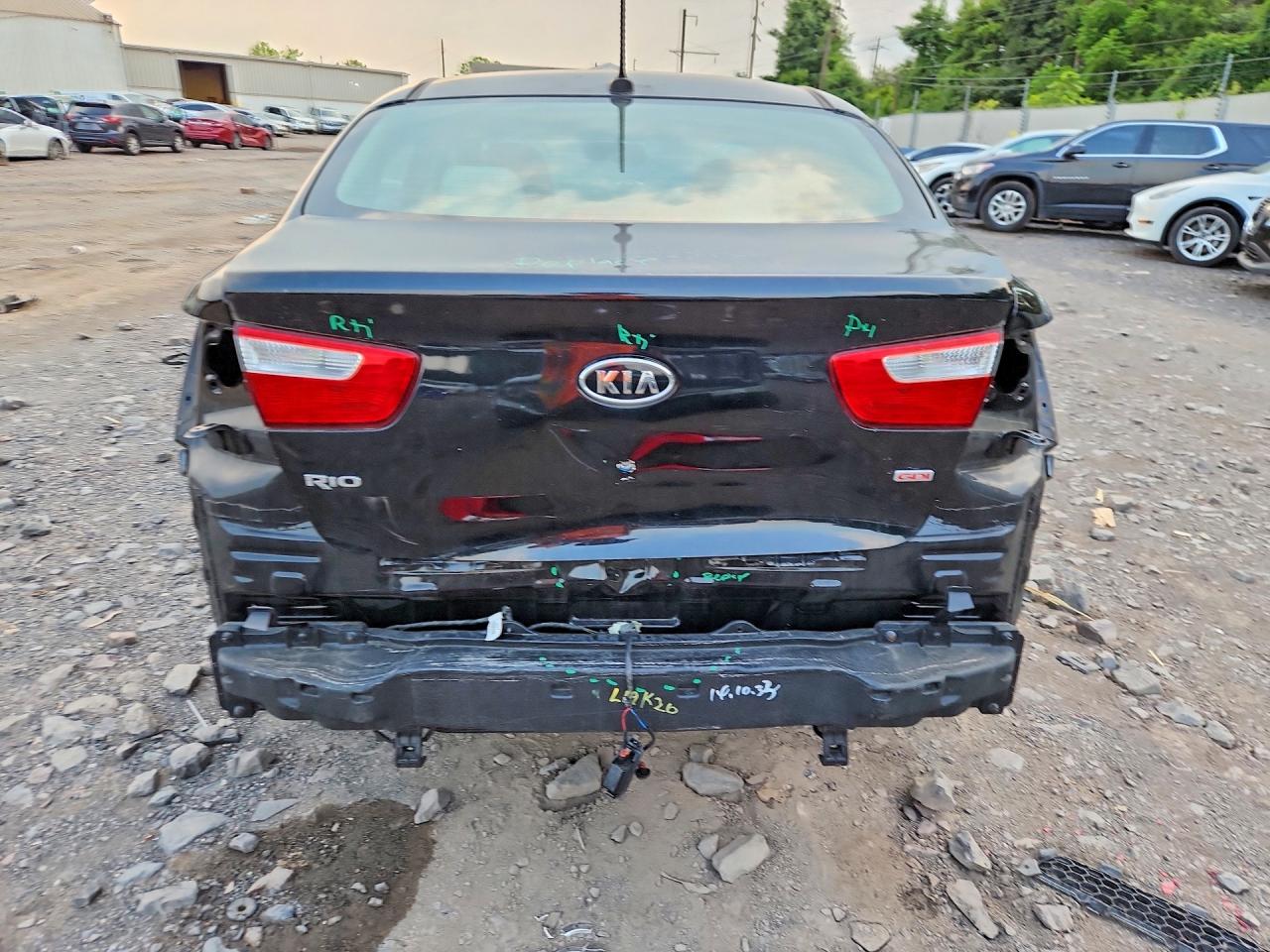 2013 KIA RIO