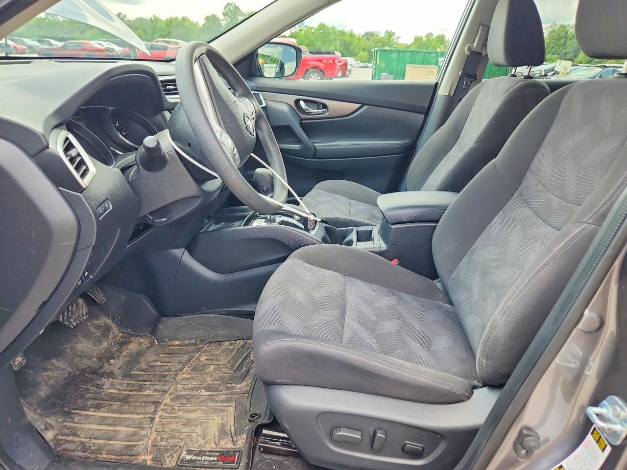 2016 NISSAN ROGUE