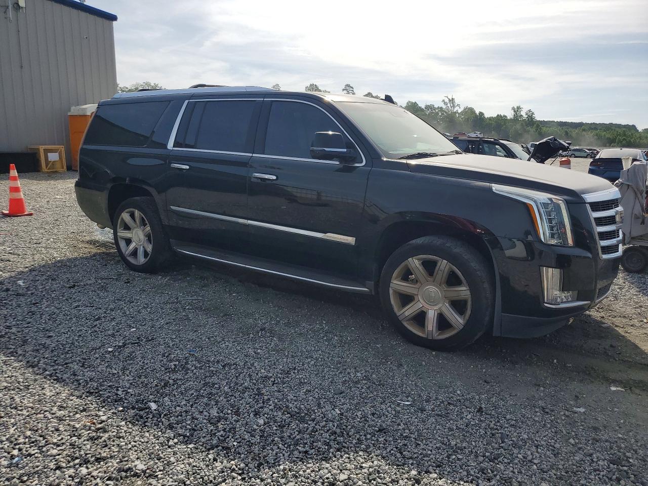 2018 CADILLAC ESCALADE