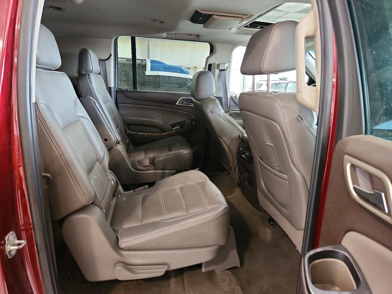 2016 GMC YUKON