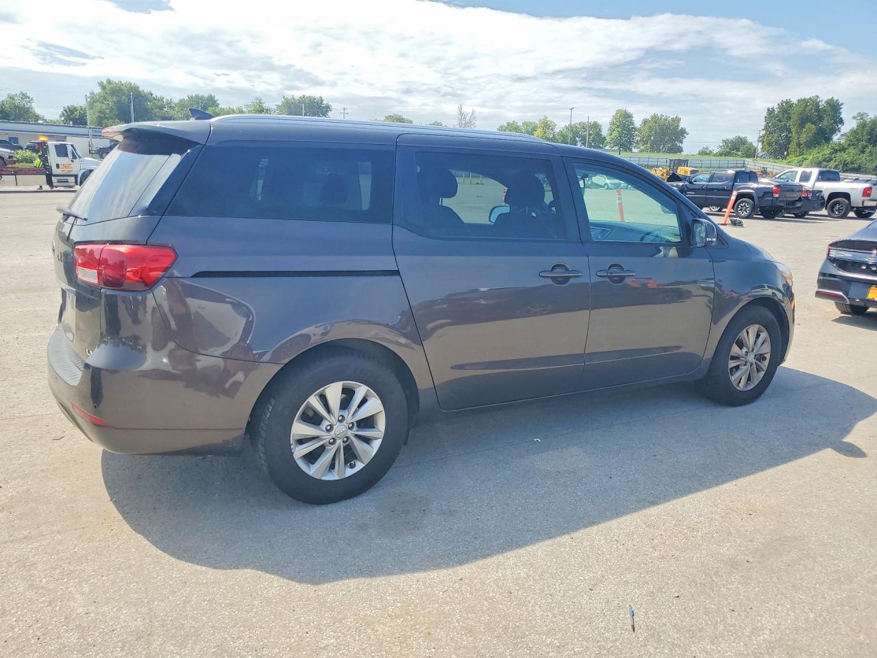 2017 KIA SEDONA