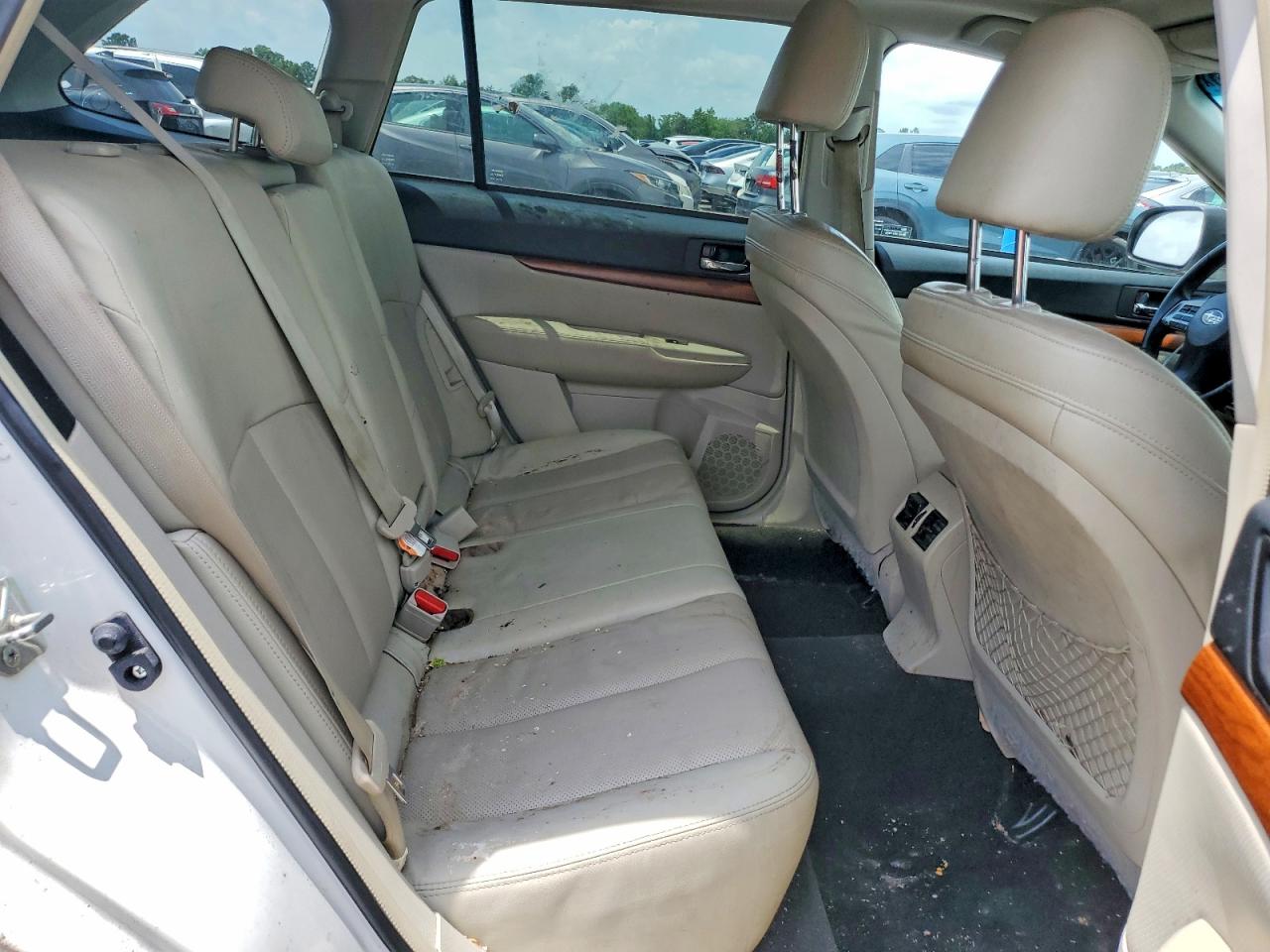 2014 SUBARU OUTBACK
