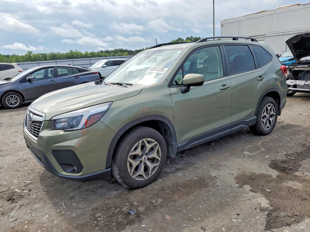 2021 SUBARU FORESTER