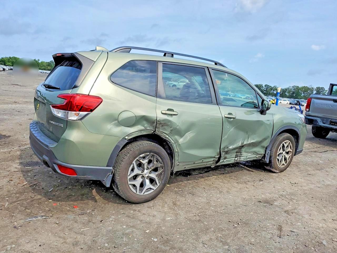 2021 SUBARU FORESTER