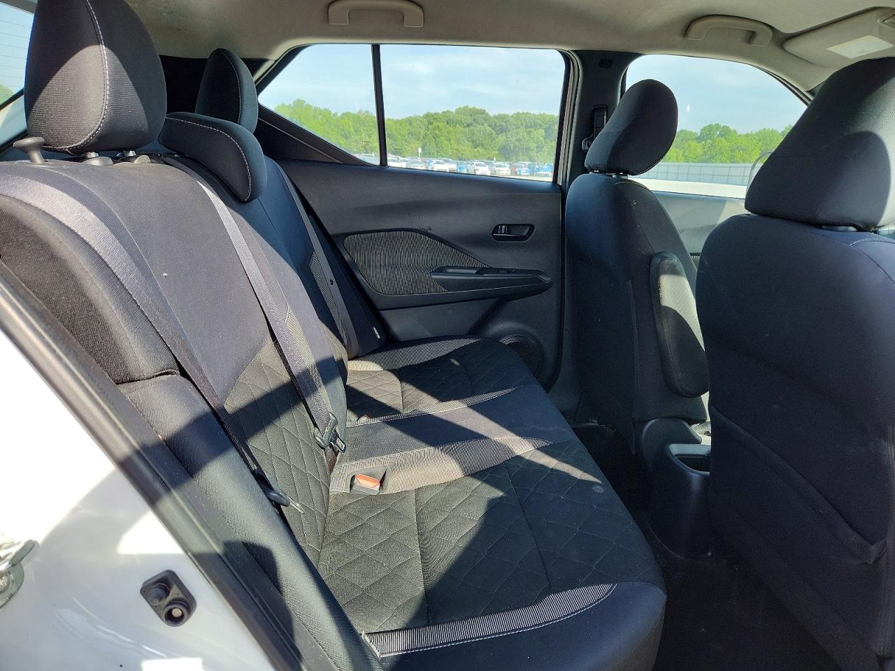 2020 NISSAN KICKS