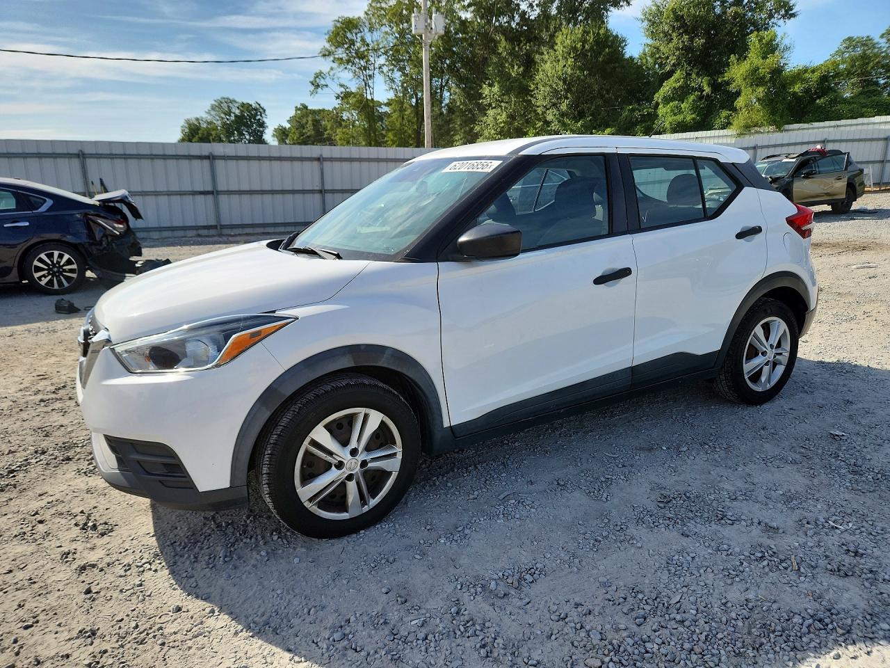 2020 NISSAN KICKS