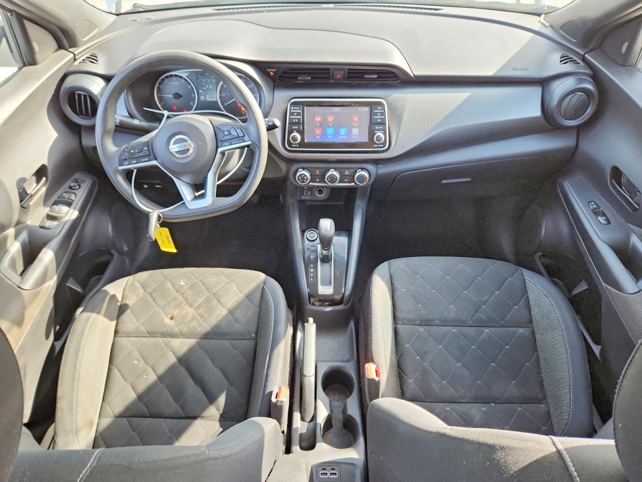 2020 NISSAN KICKS