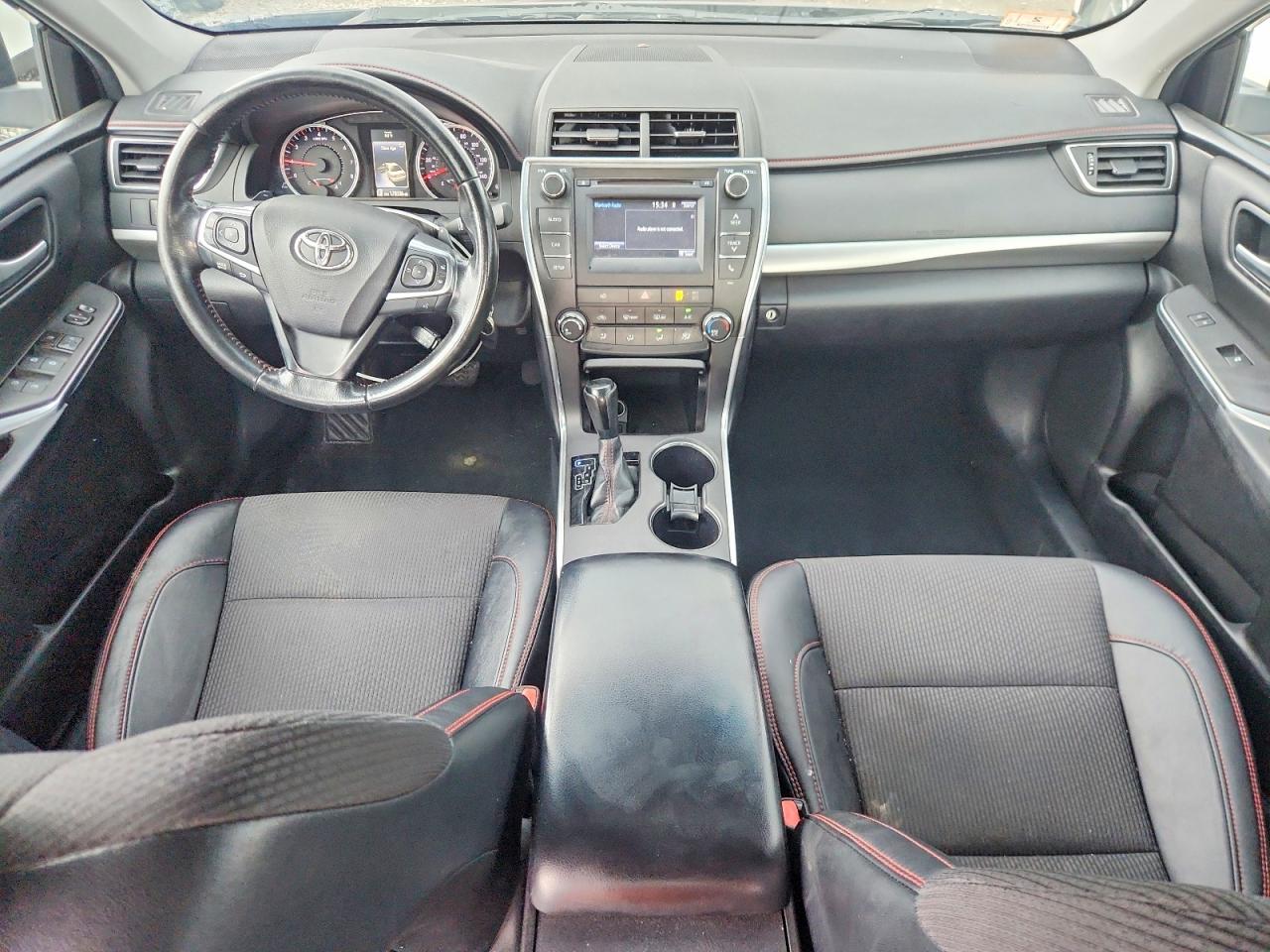 2016 TOYOTA CAMRY