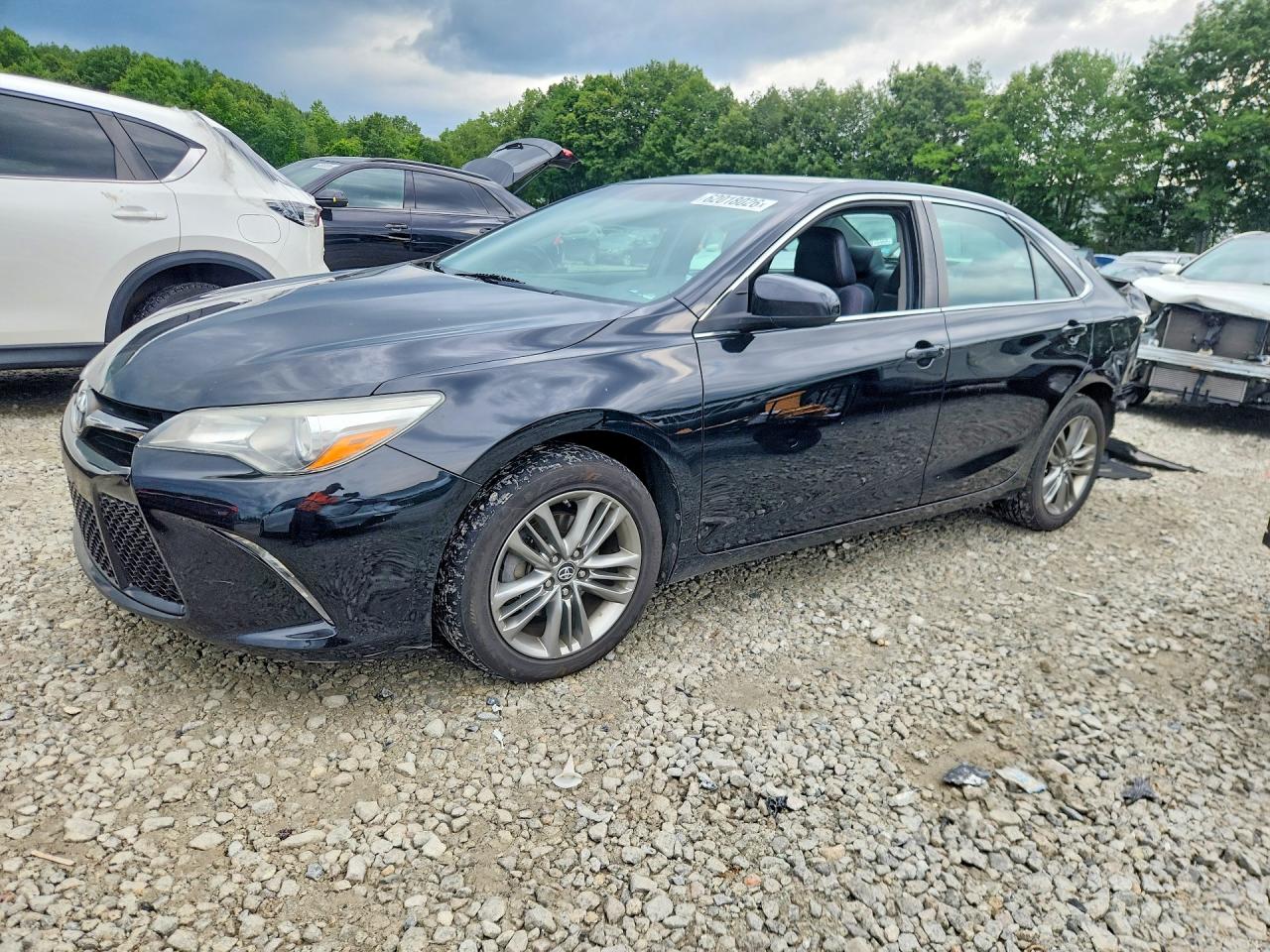 2016 TOYOTA CAMRY