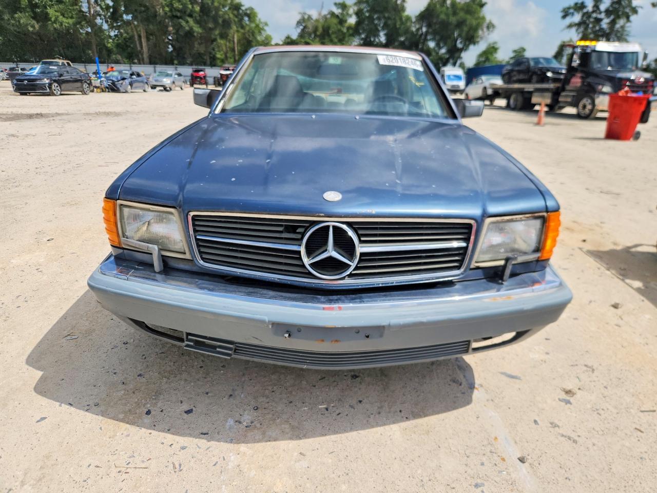 1987 MERCEDES-BENZ 560-CLASS