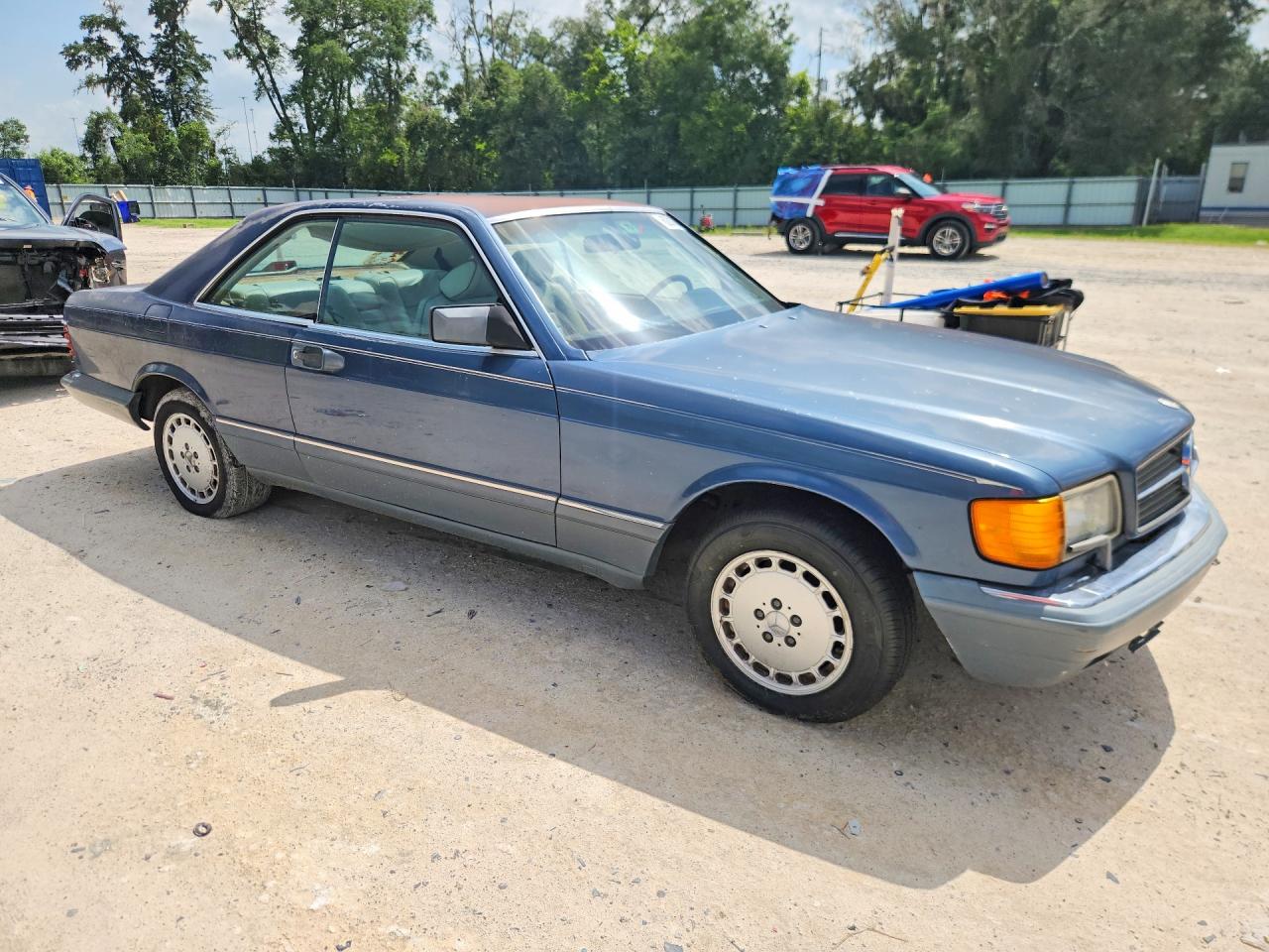 1987 MERCEDES-BENZ 560-CLASS