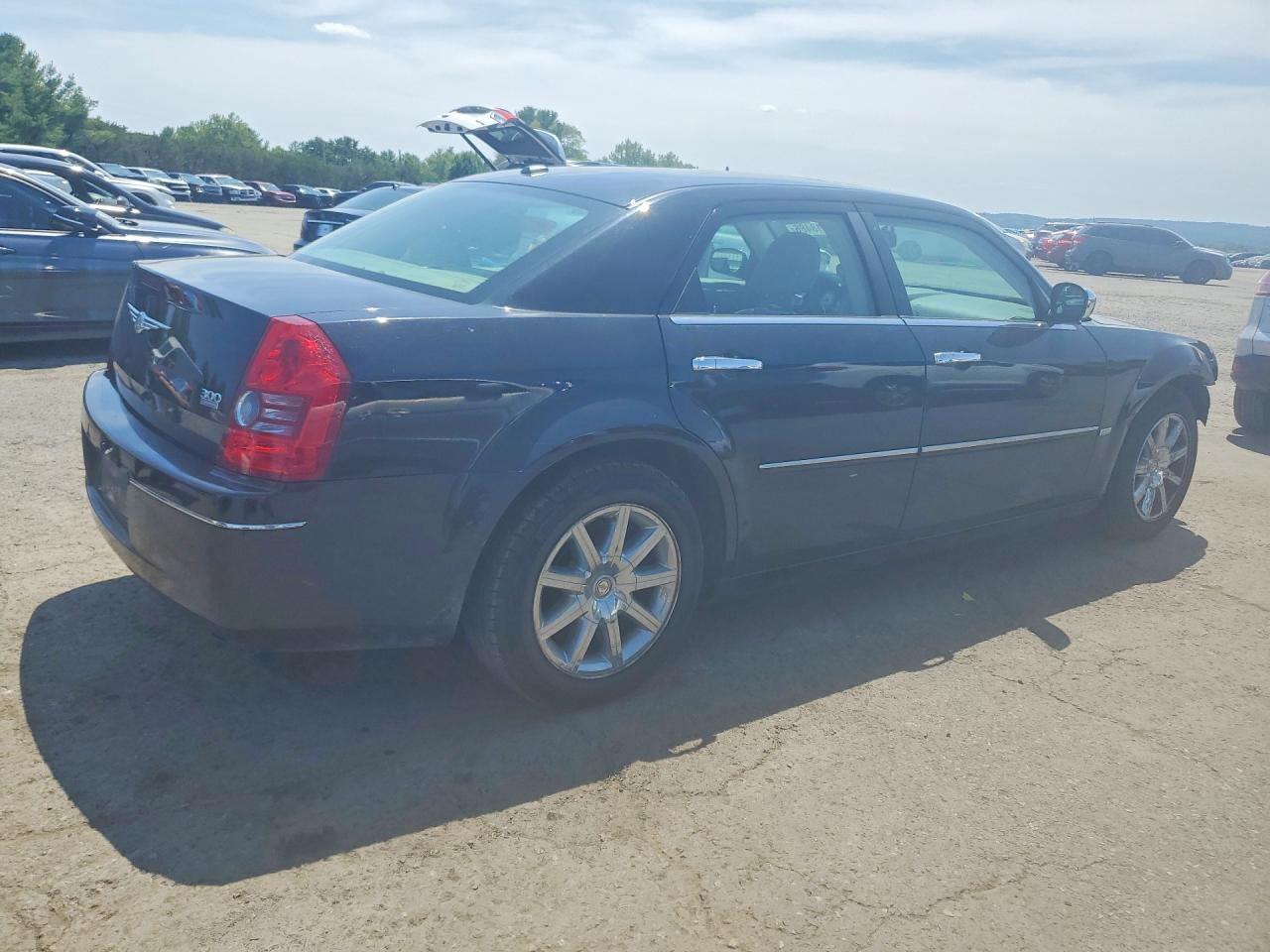 2010 CHRYSLER 300