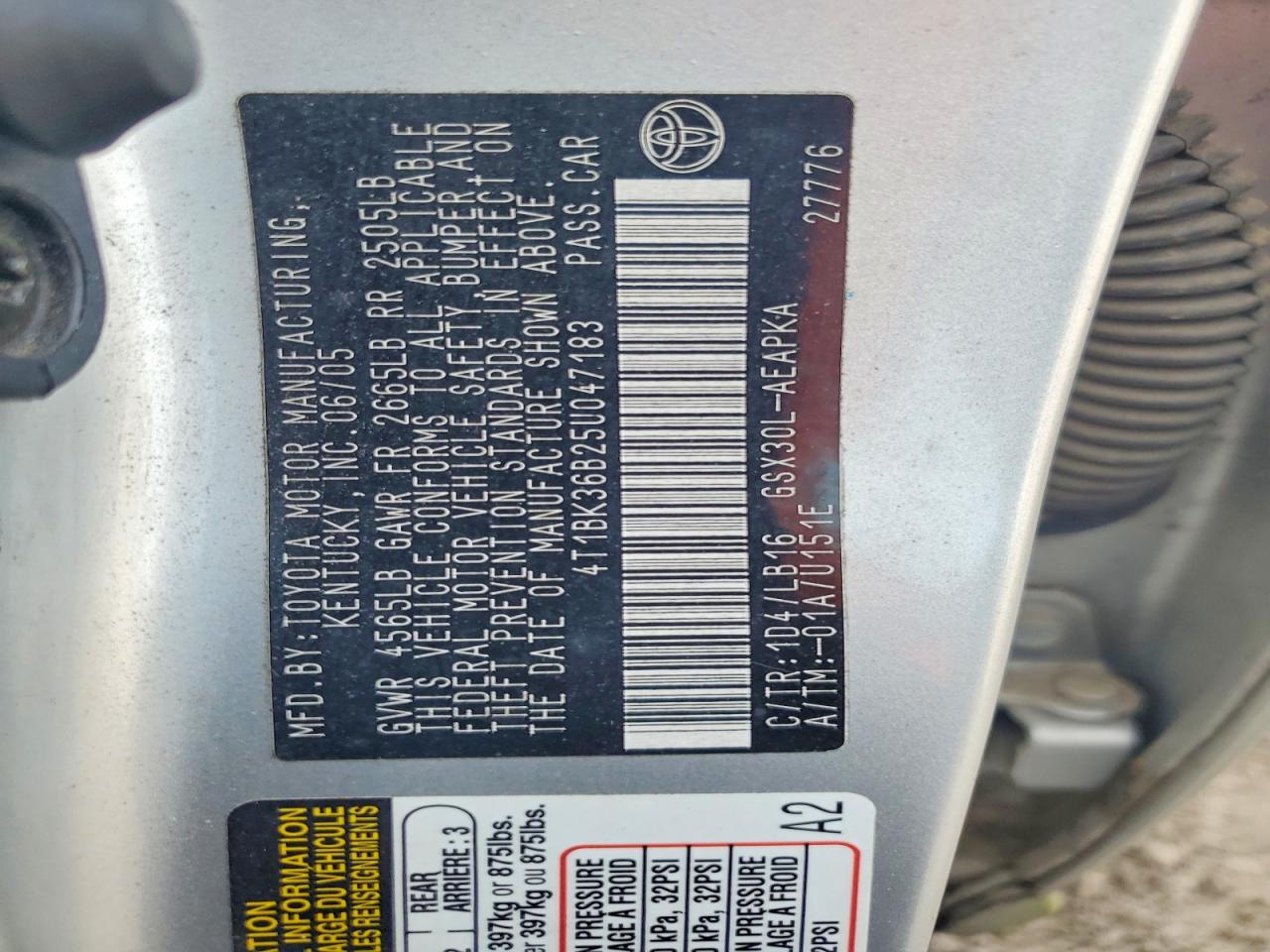 2005 TOYOTA AVALON