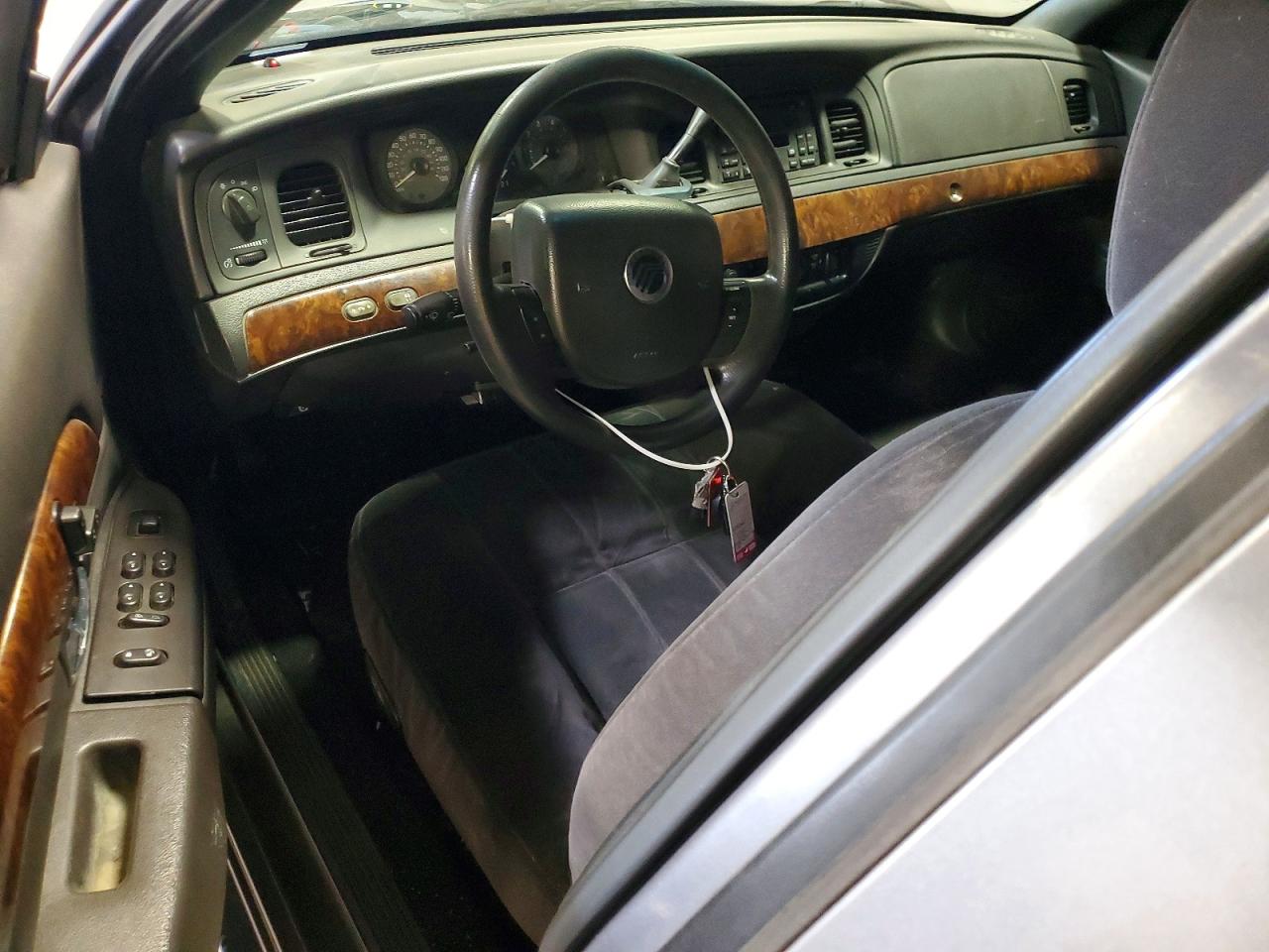 2006 MERCURY GRMARQUIS