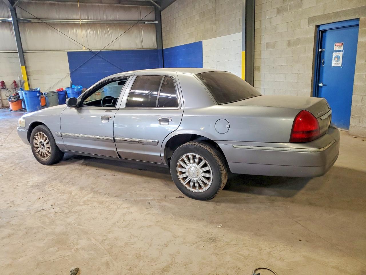 2006 MERCURY GRMARQUIS