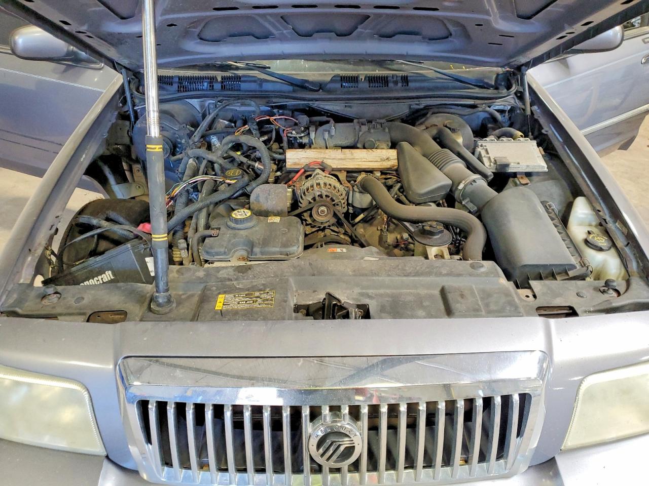 2006 MERCURY GRMARQUIS