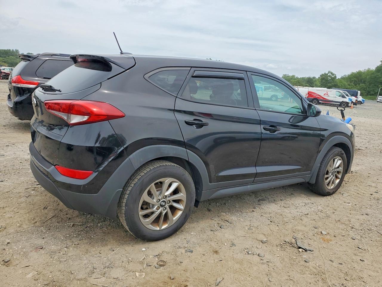 2016 HYUNDAI TUCSON