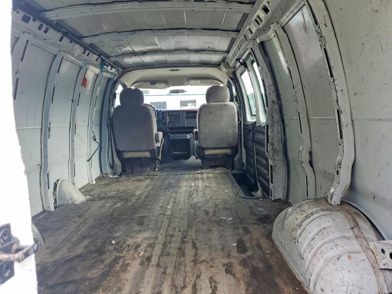 2004 CHEVROLET EXPRESS