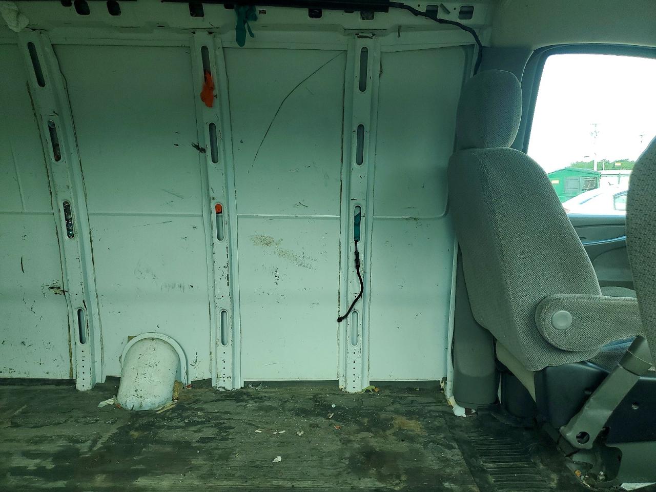 2004 CHEVROLET EXPRESS