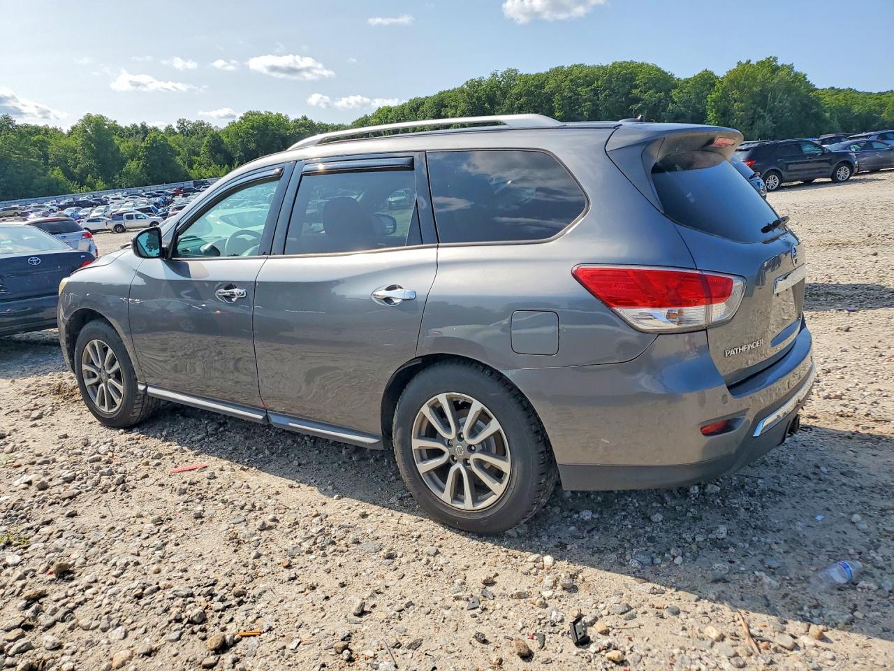 2015 NISSAN PATHFINDER