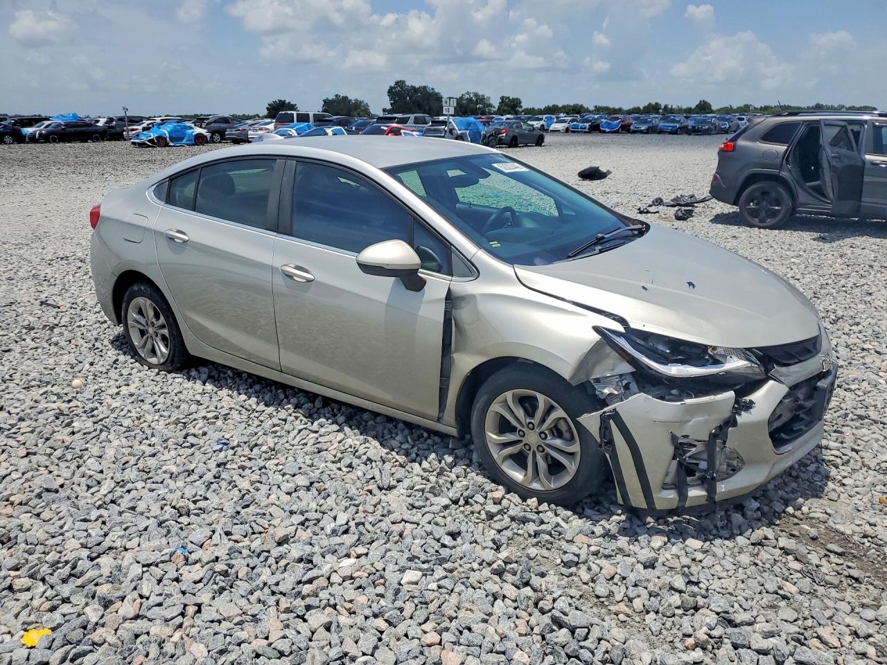 2019 CHEVROLET CRUZE