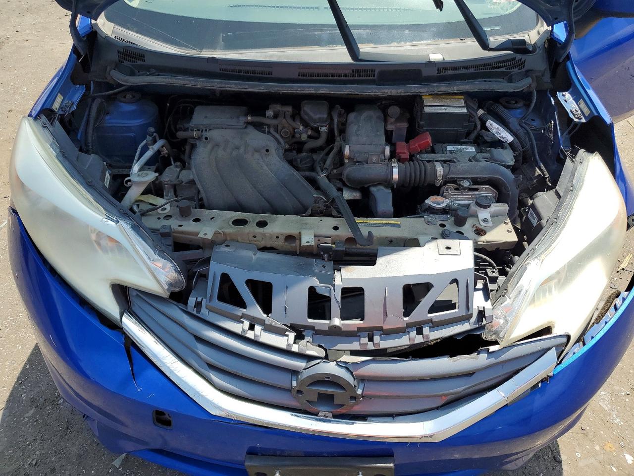 2015 NISSAN VERSA