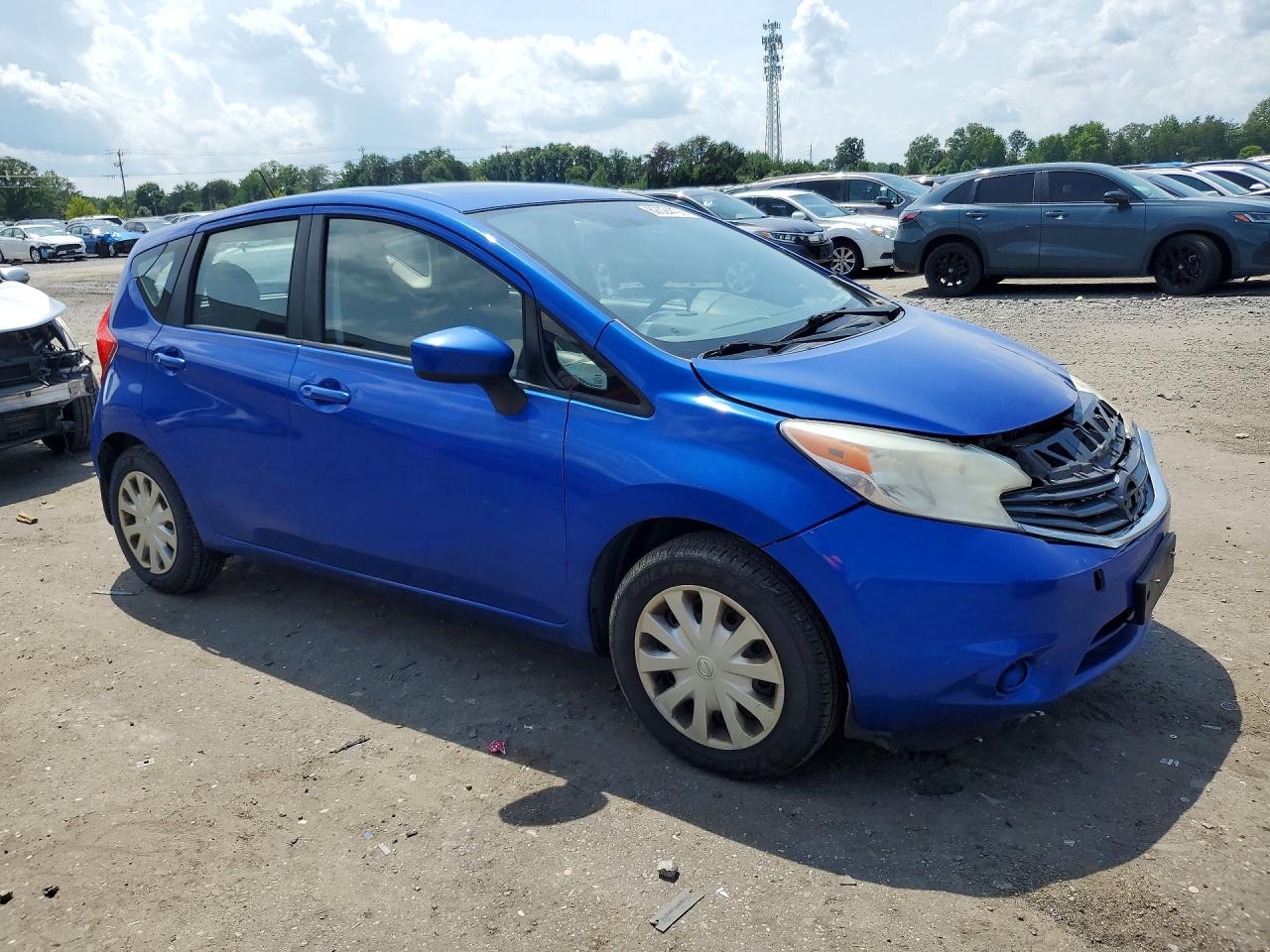 2015 NISSAN VERSA