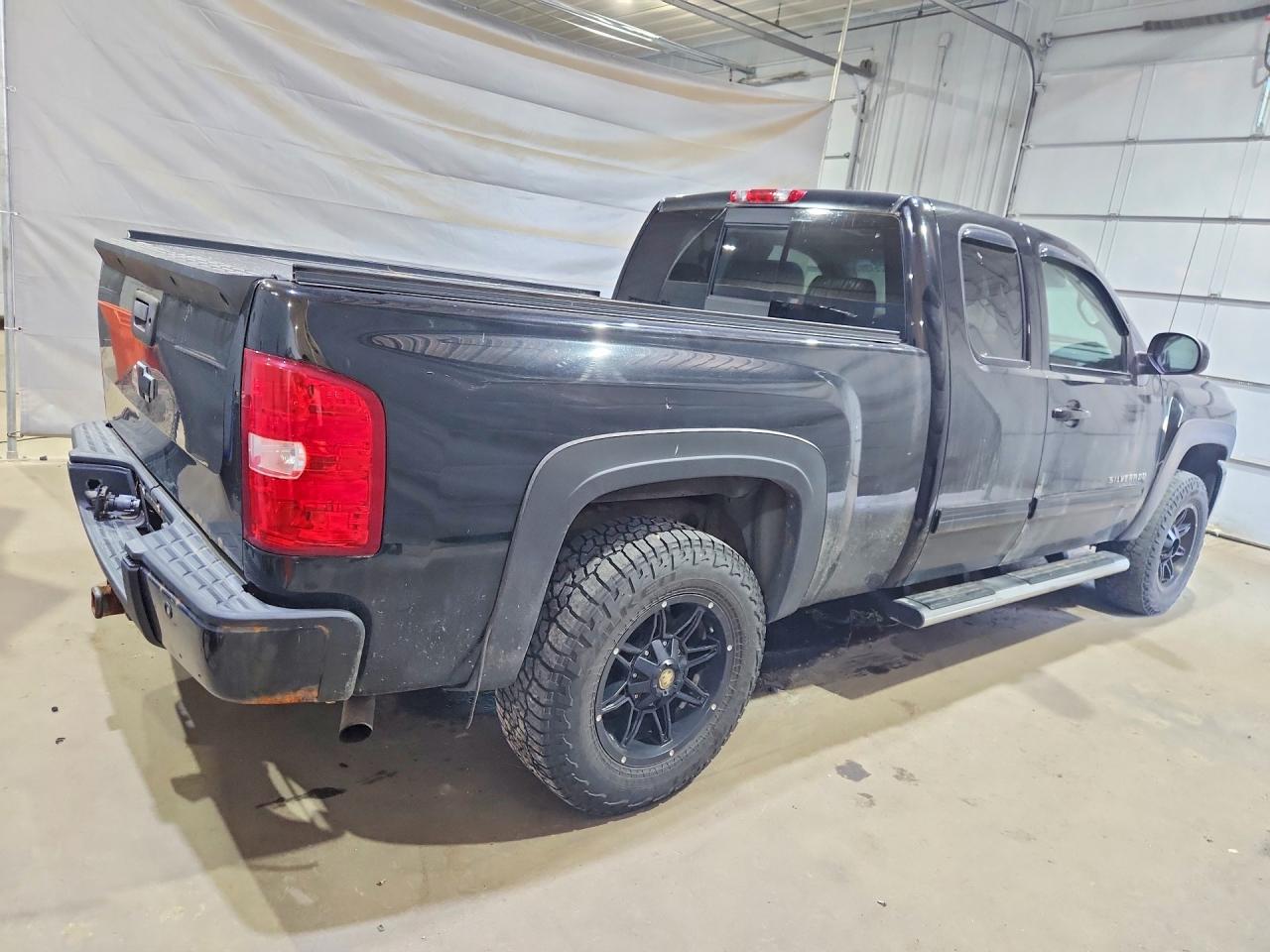 2010 CHEVROLET SILVERADO