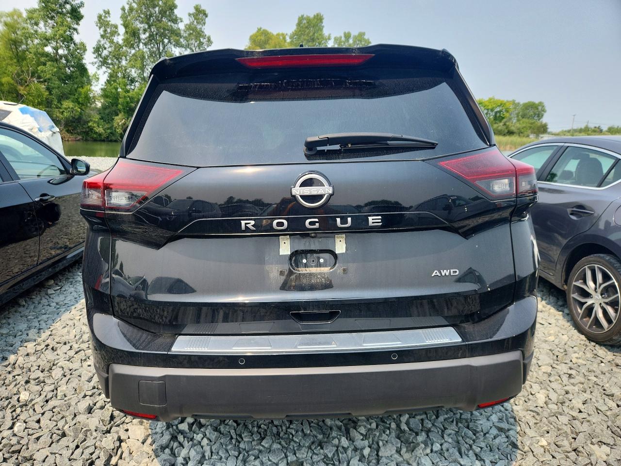 2025 NISSAN ROGUE