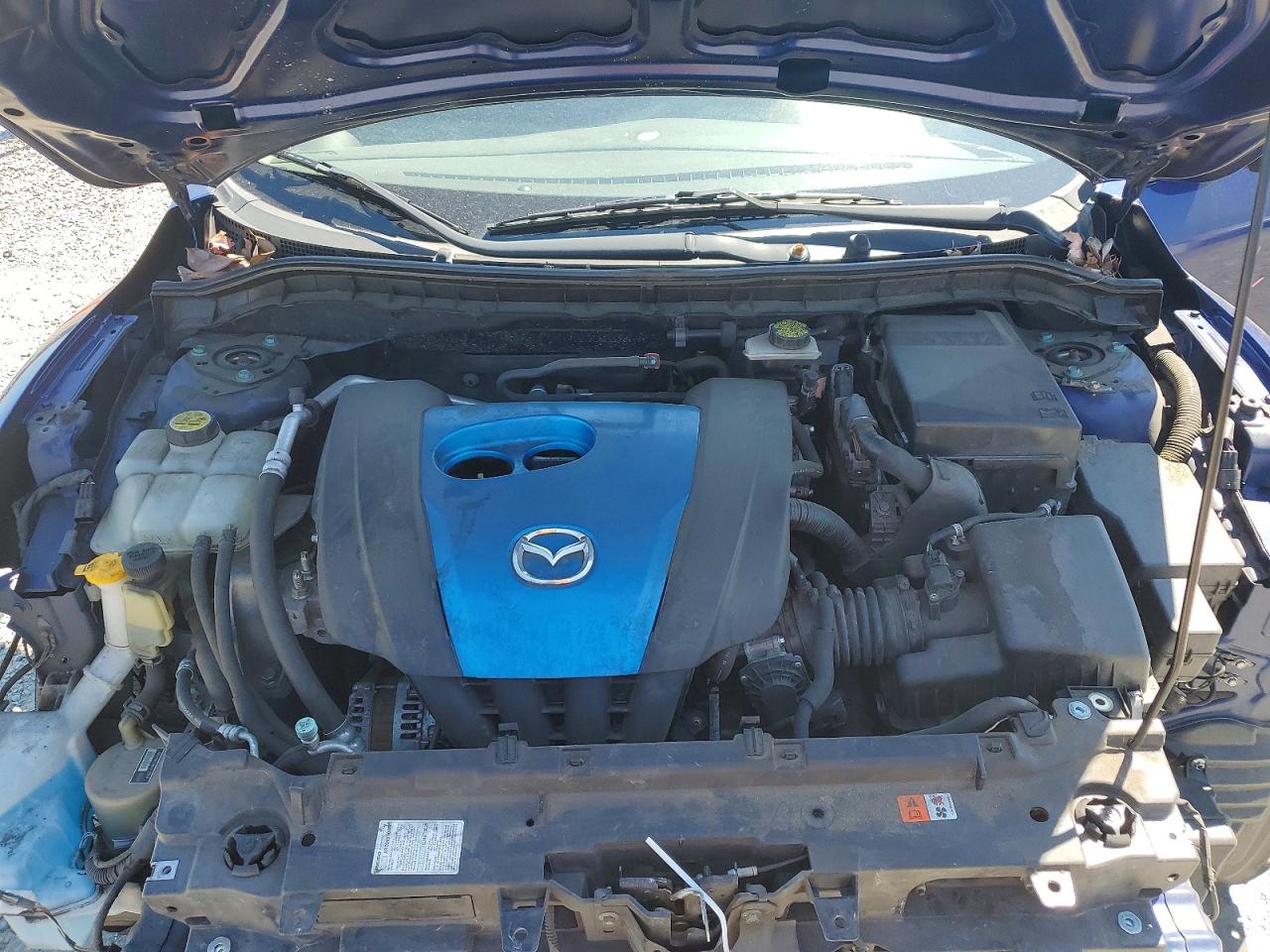 2013 MAZDA 3