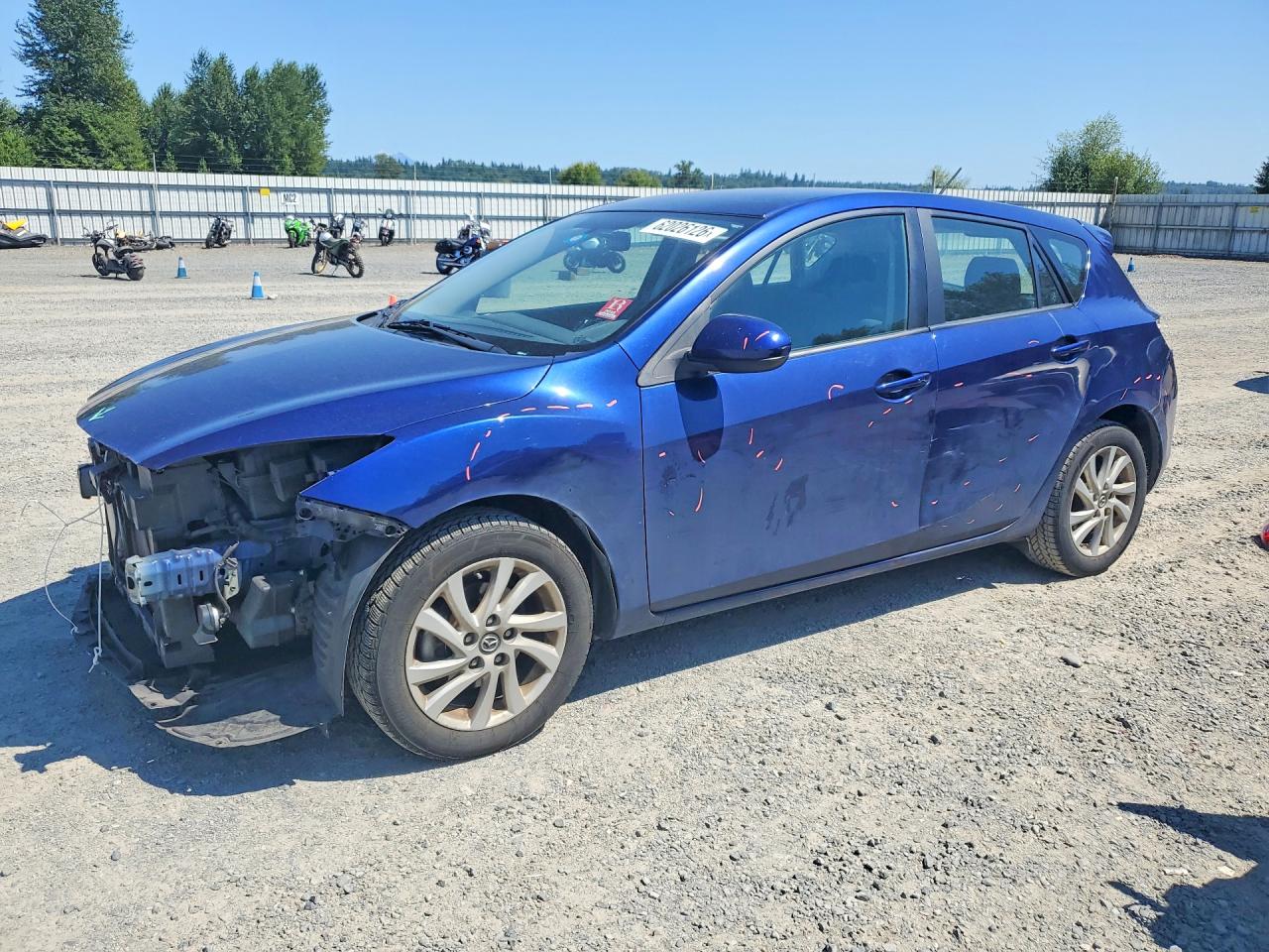 2013 MAZDA 3