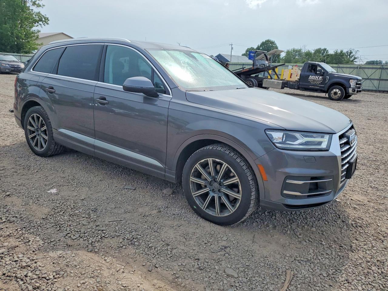 2018 AUDI Q7