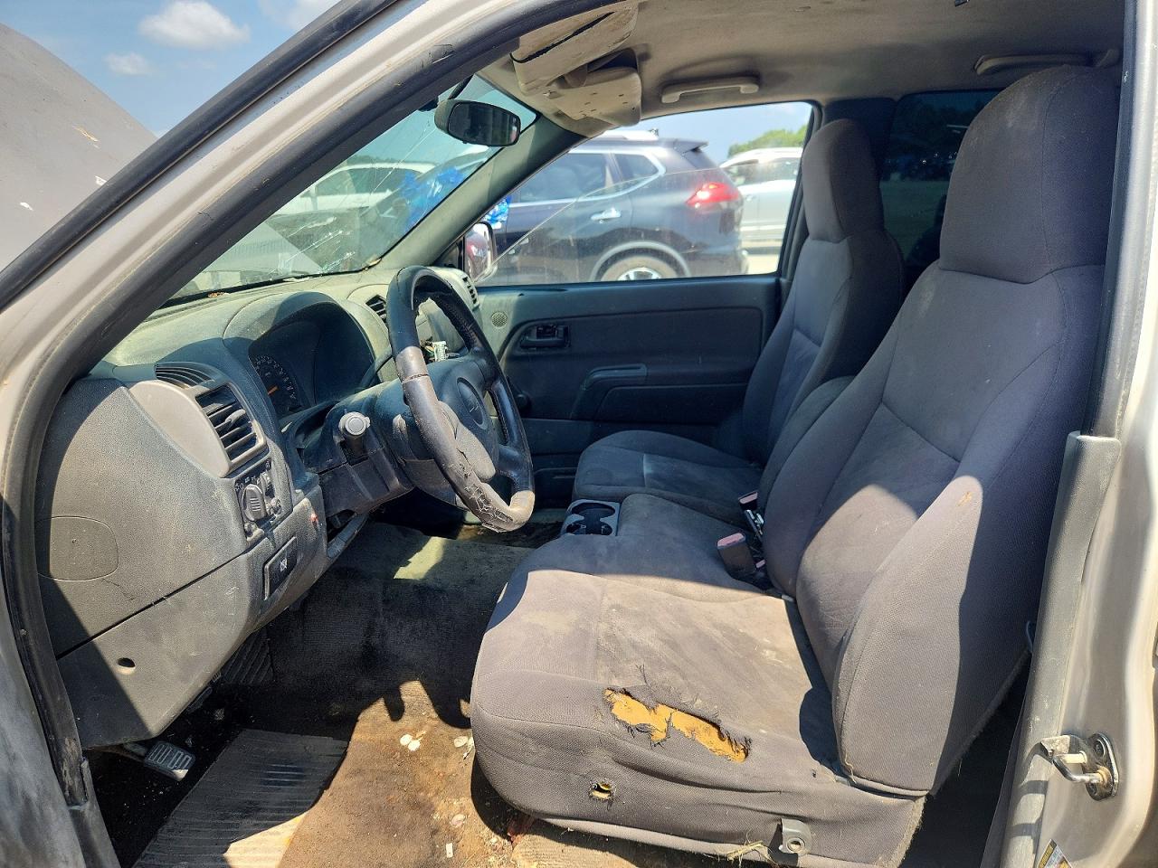 2004 CHEVROLET COLORADO