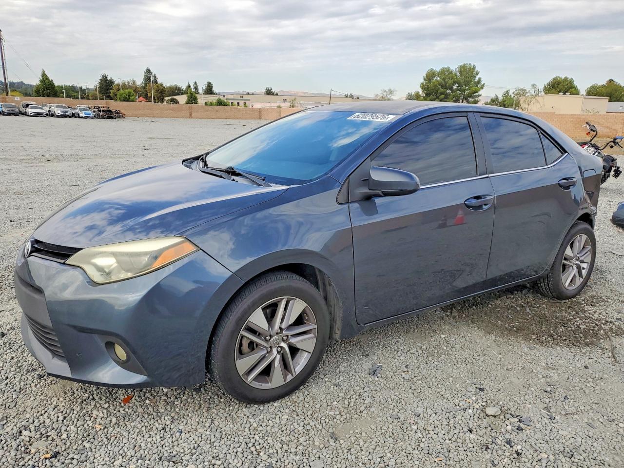 2014 TOYOTA COROLLA