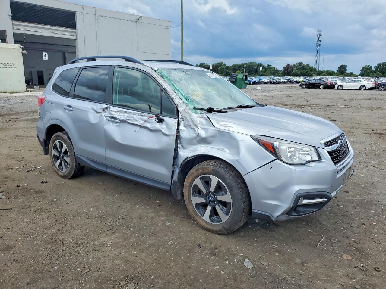 2018 SUBARU FORESTER