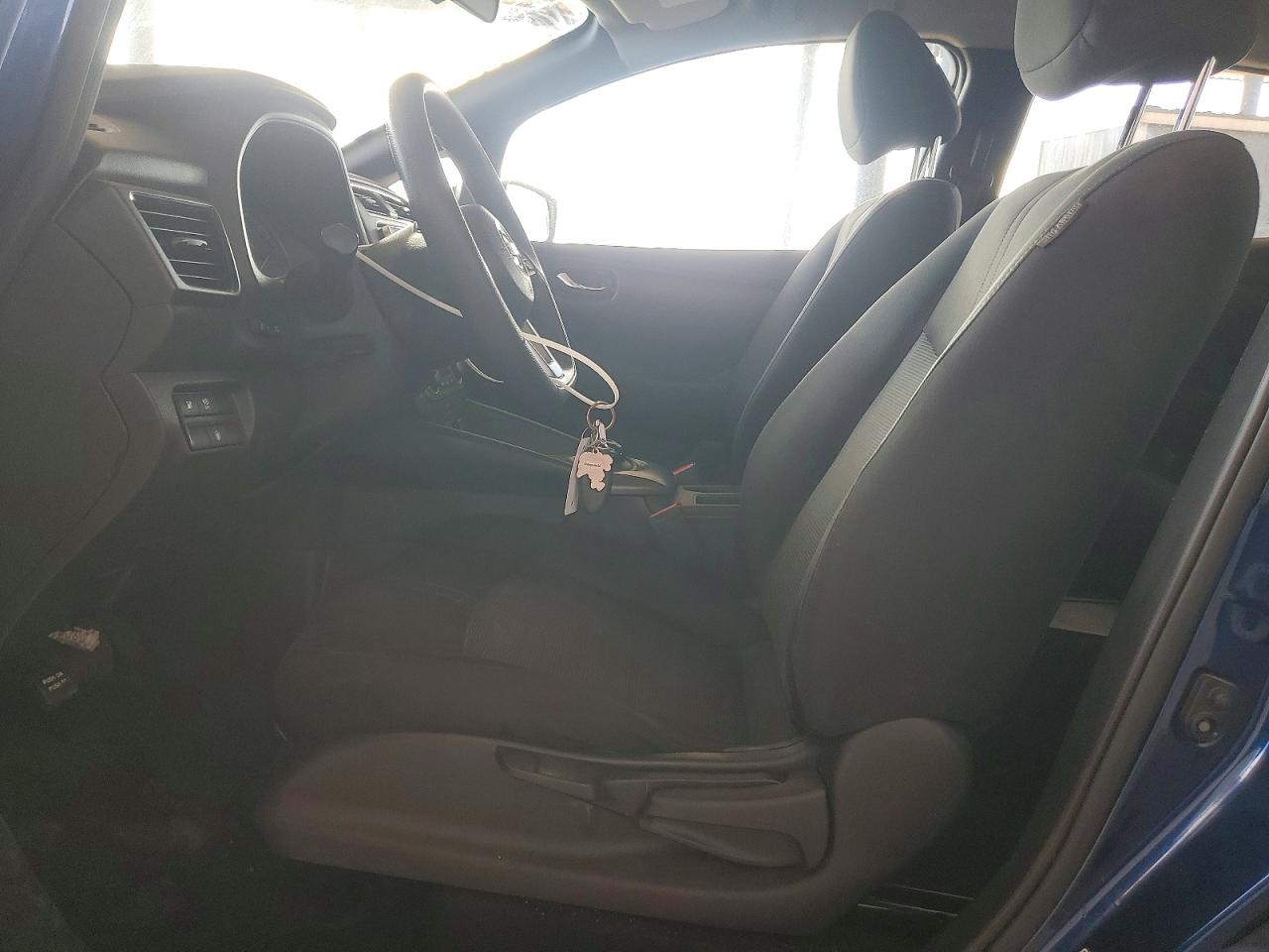 2022 NISSAN LEAF