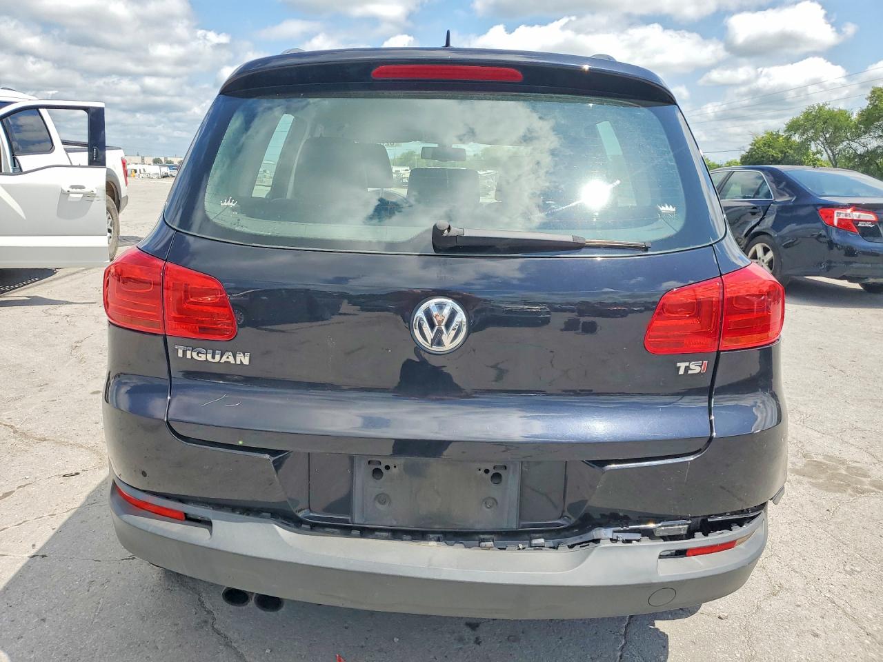 2016 VOLKSWAGEN TIGUAN