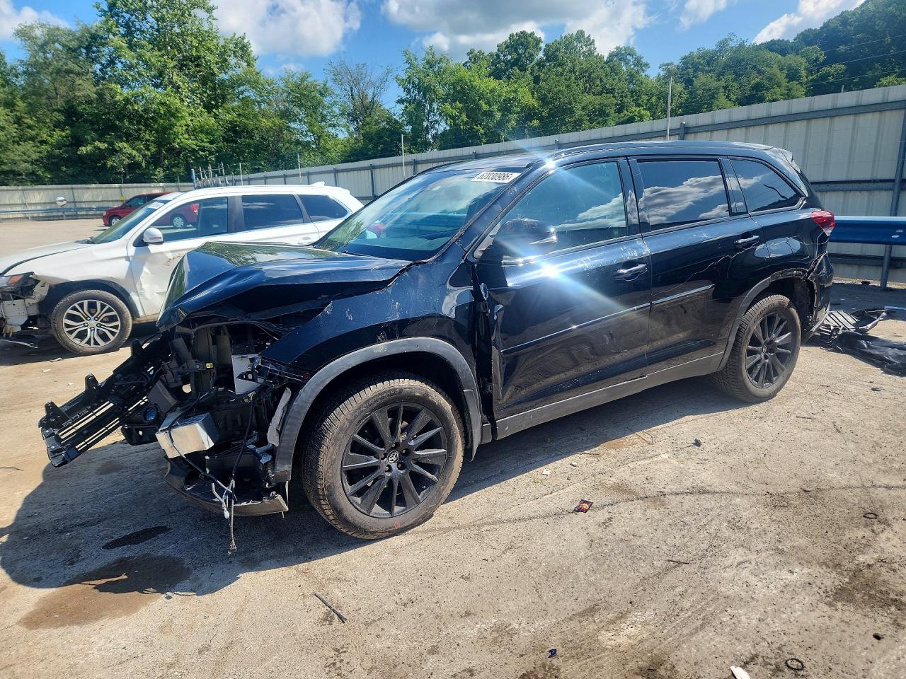 2019 TOYOTA HIGHLANDER