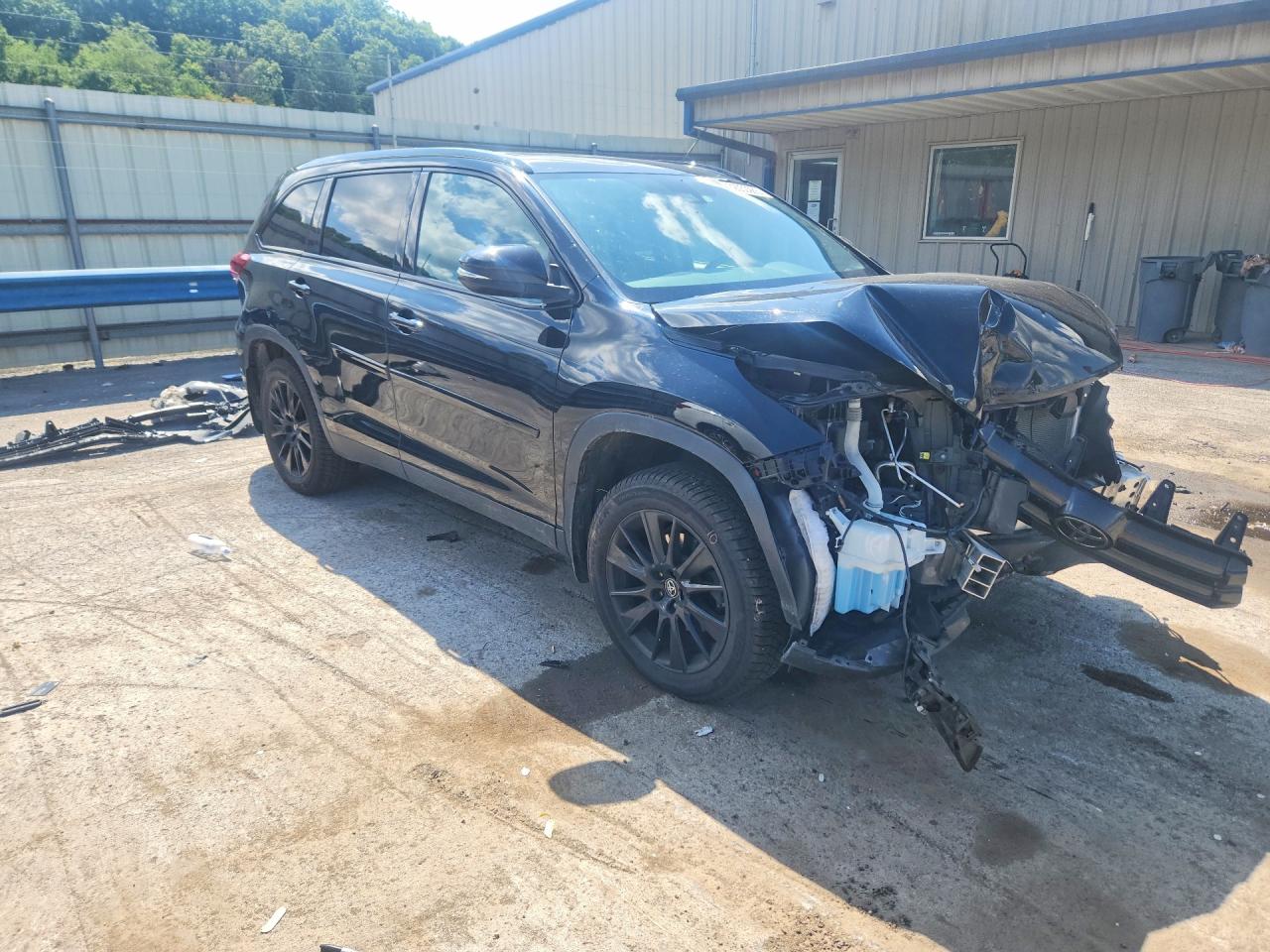 2019 TOYOTA HIGHLANDER