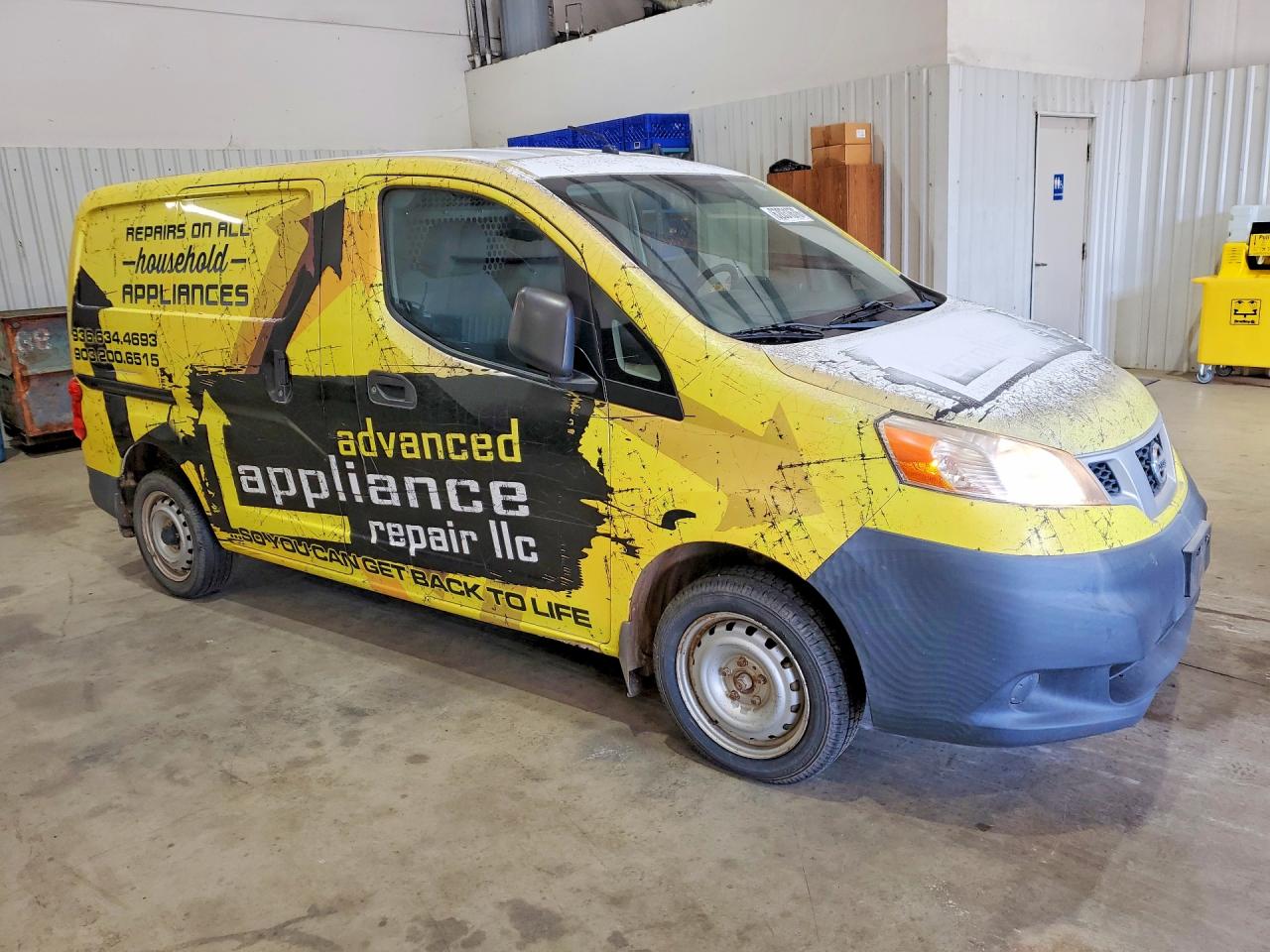 2015 NISSAN NV