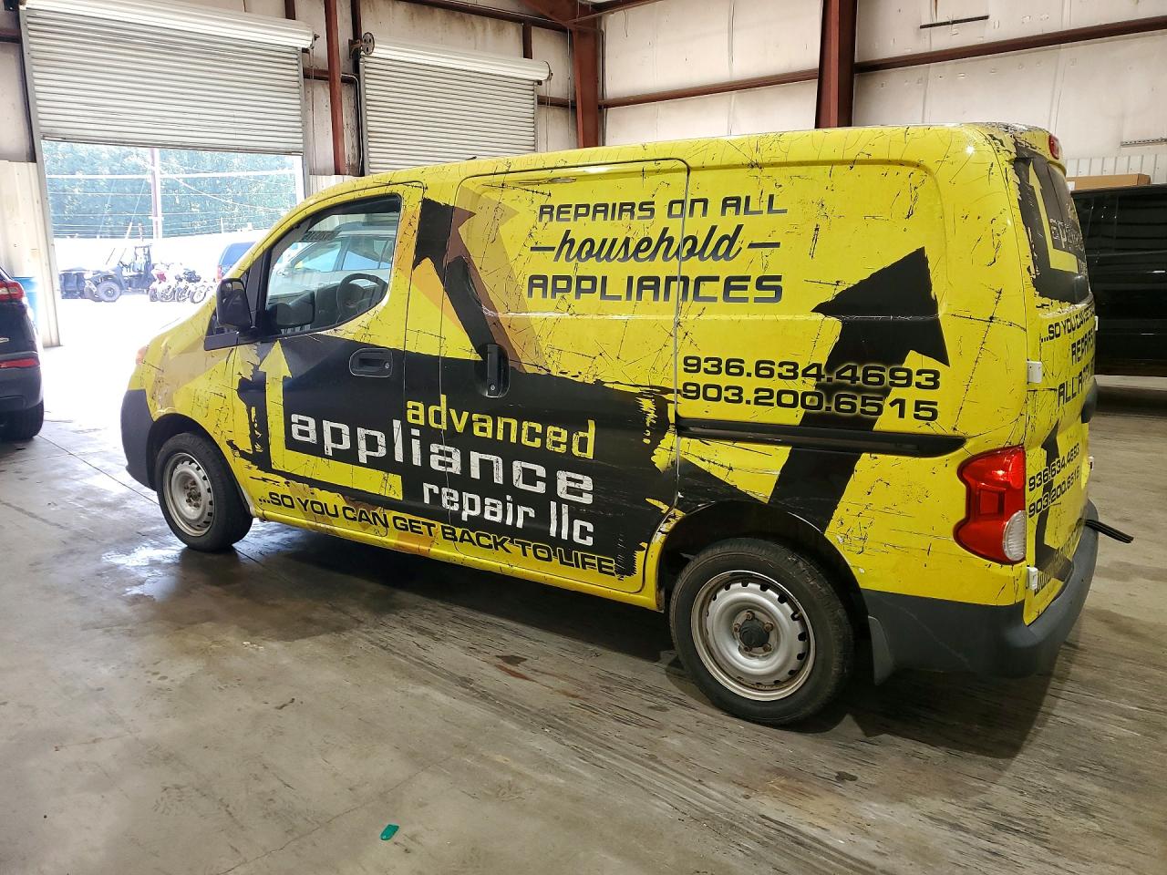 2015 NISSAN NV