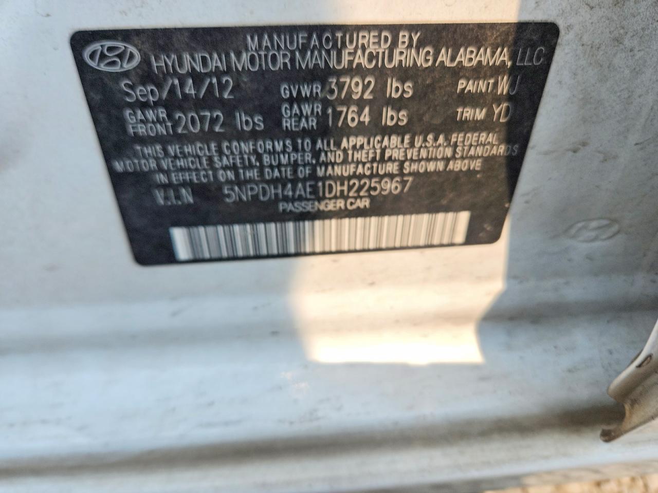 2013 HYUNDAI ELANTRA