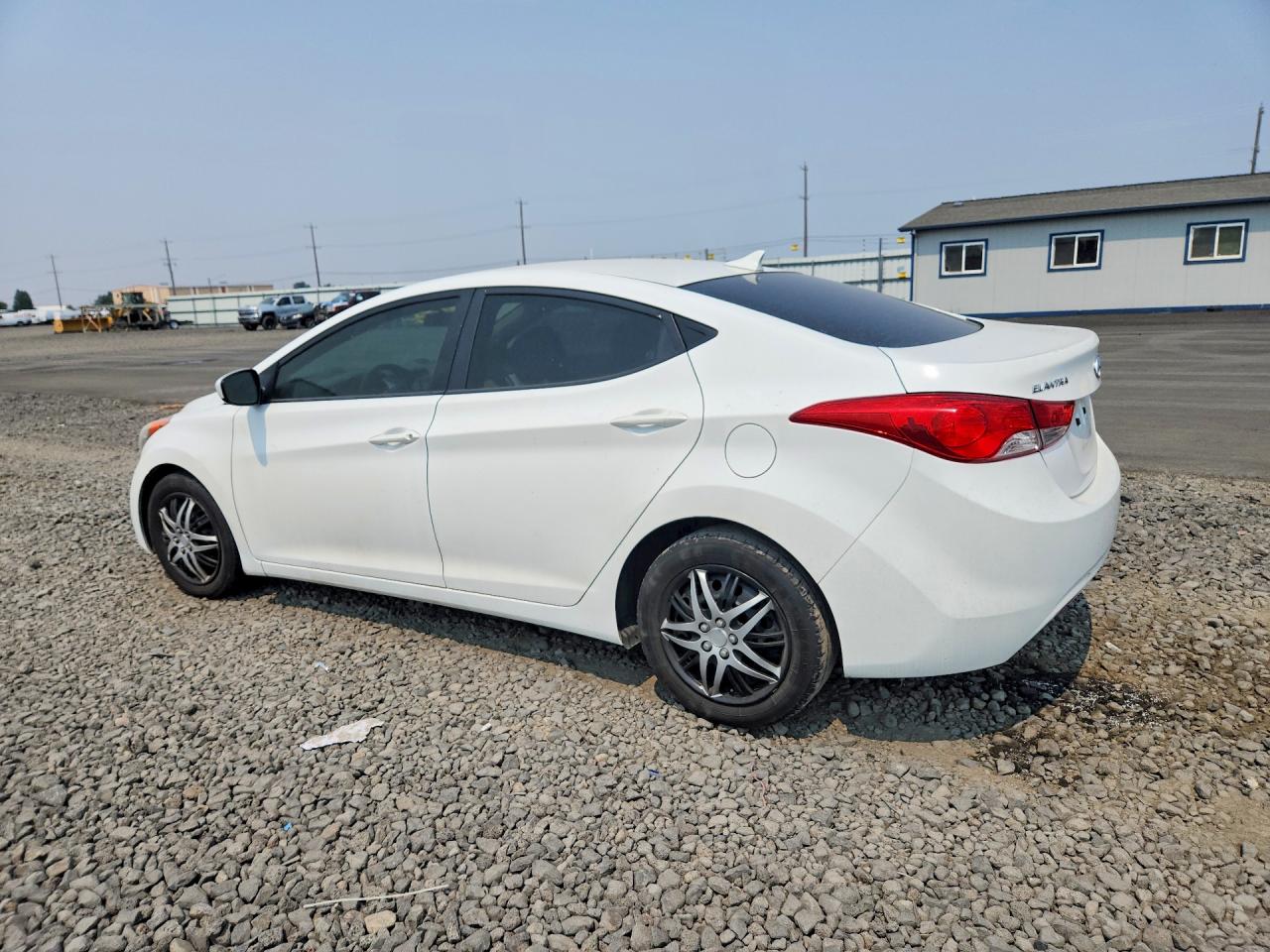 2013 HYUNDAI ELANTRA