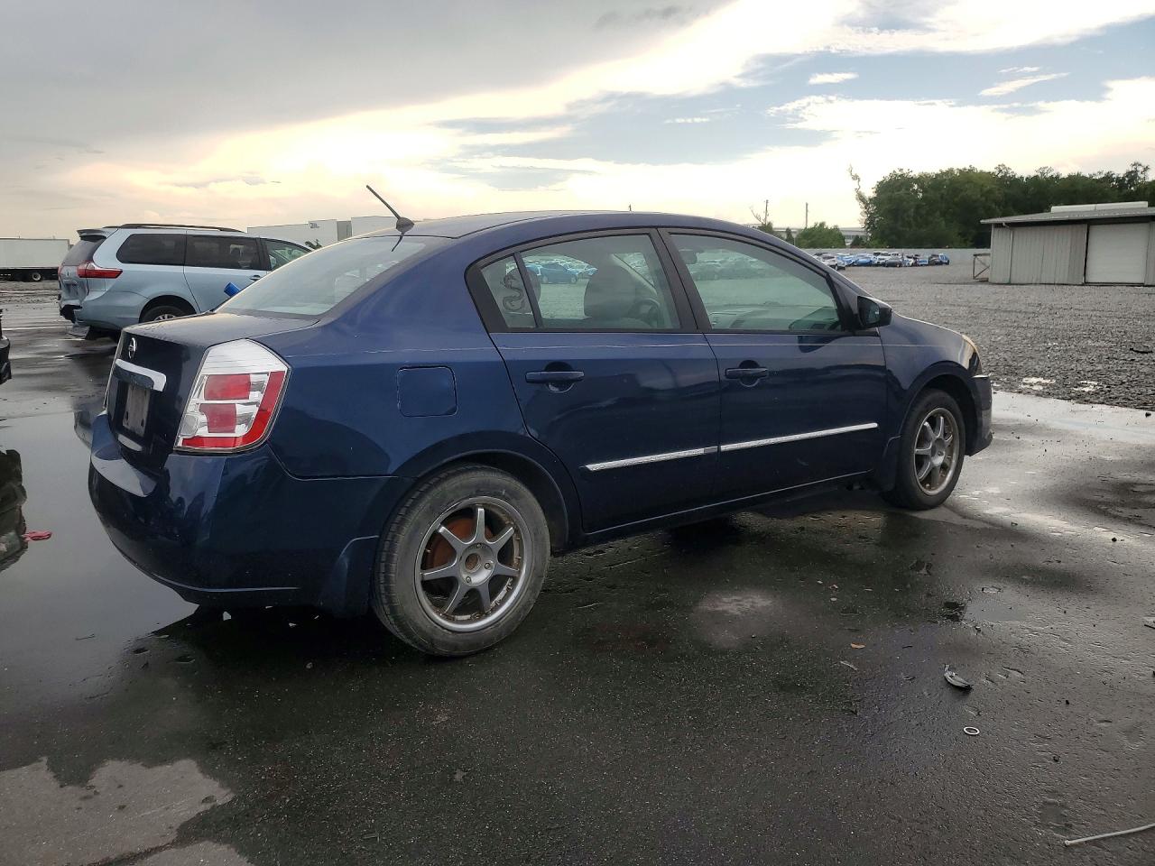 2010 NISSAN SENTRA