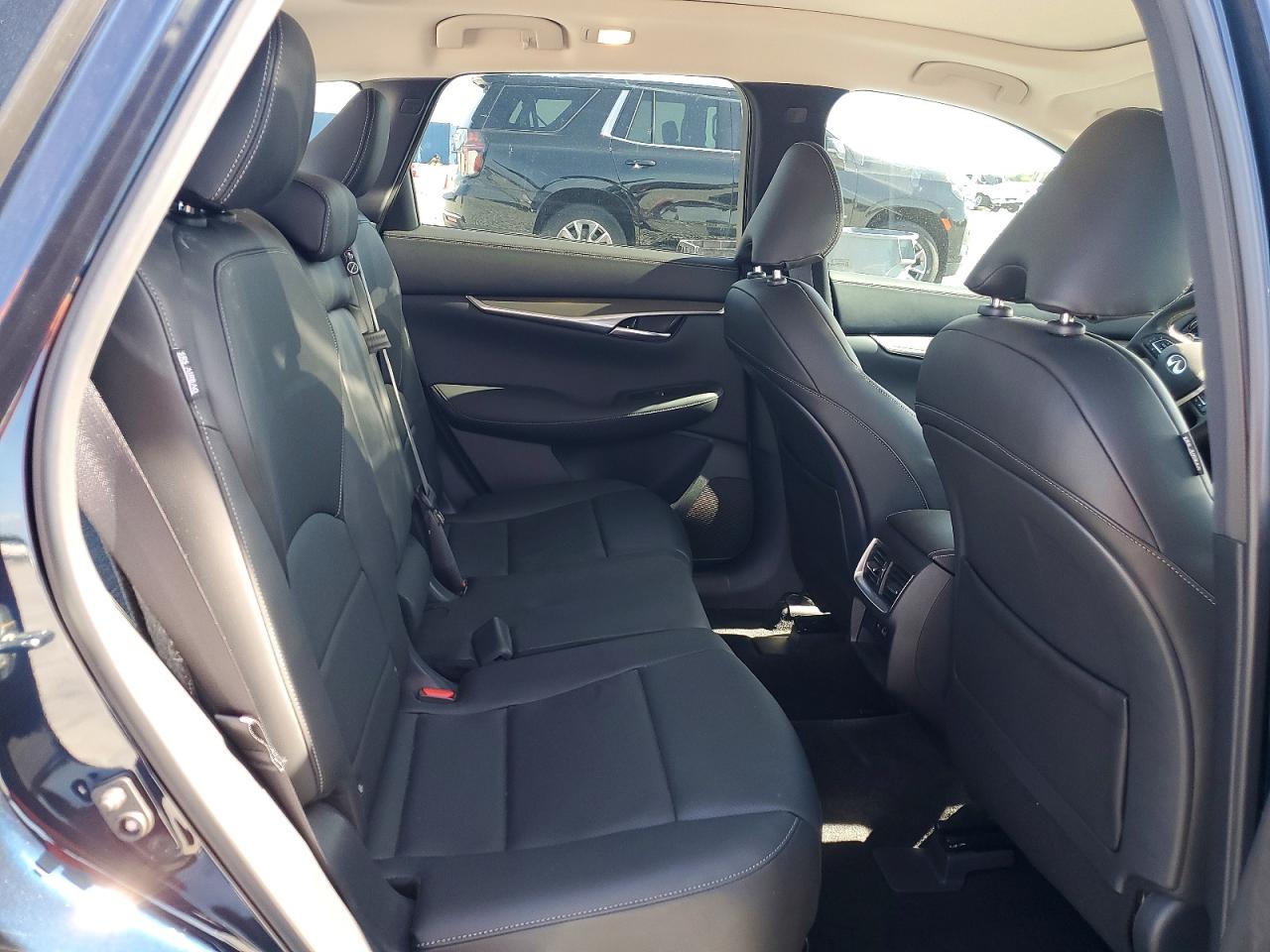 2025 INFINITI QX50