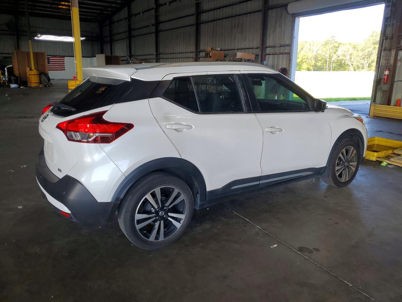 2020 NISSAN KICKS