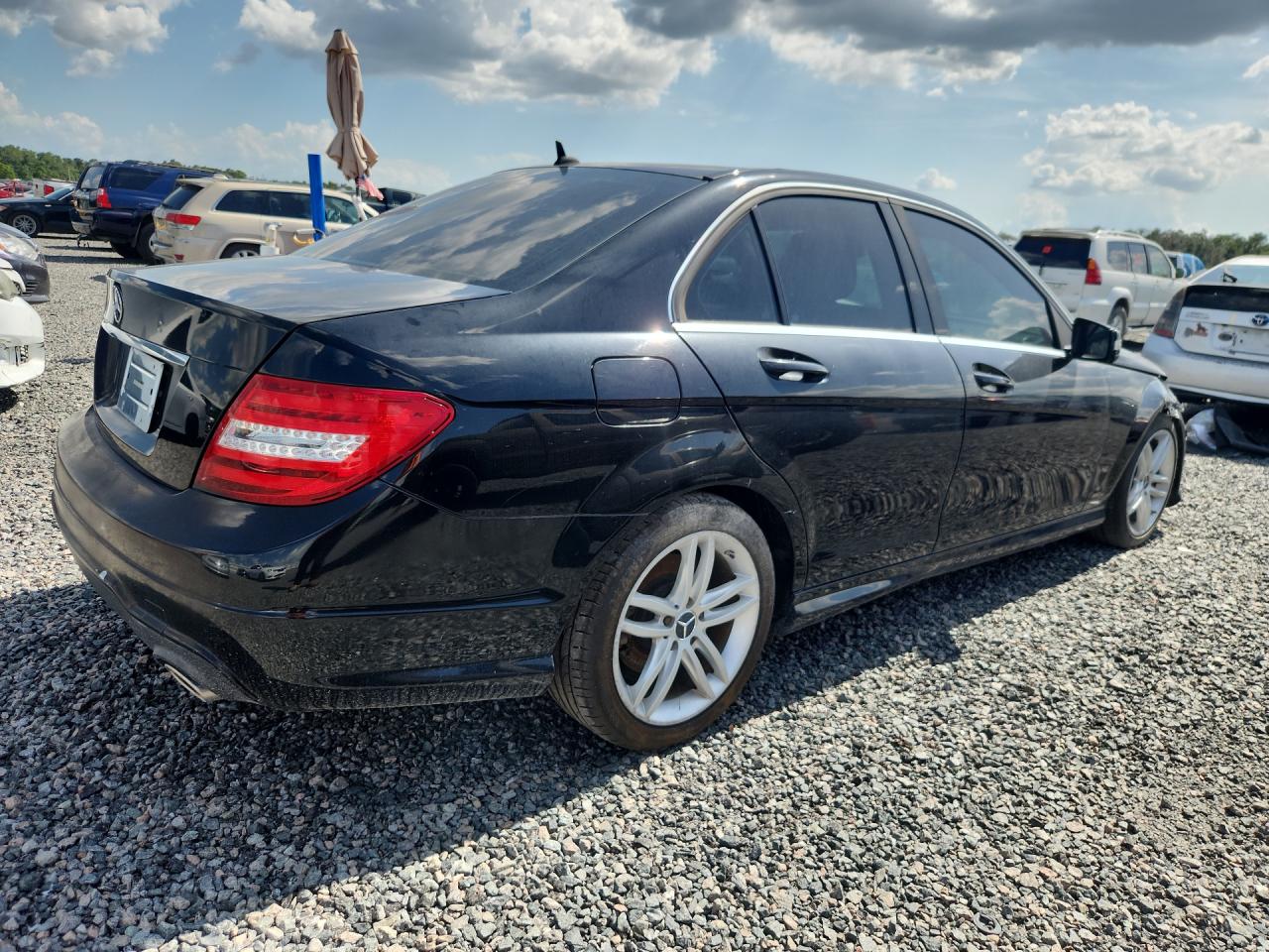 2012 MERCEDES-BENZ C-CLASS